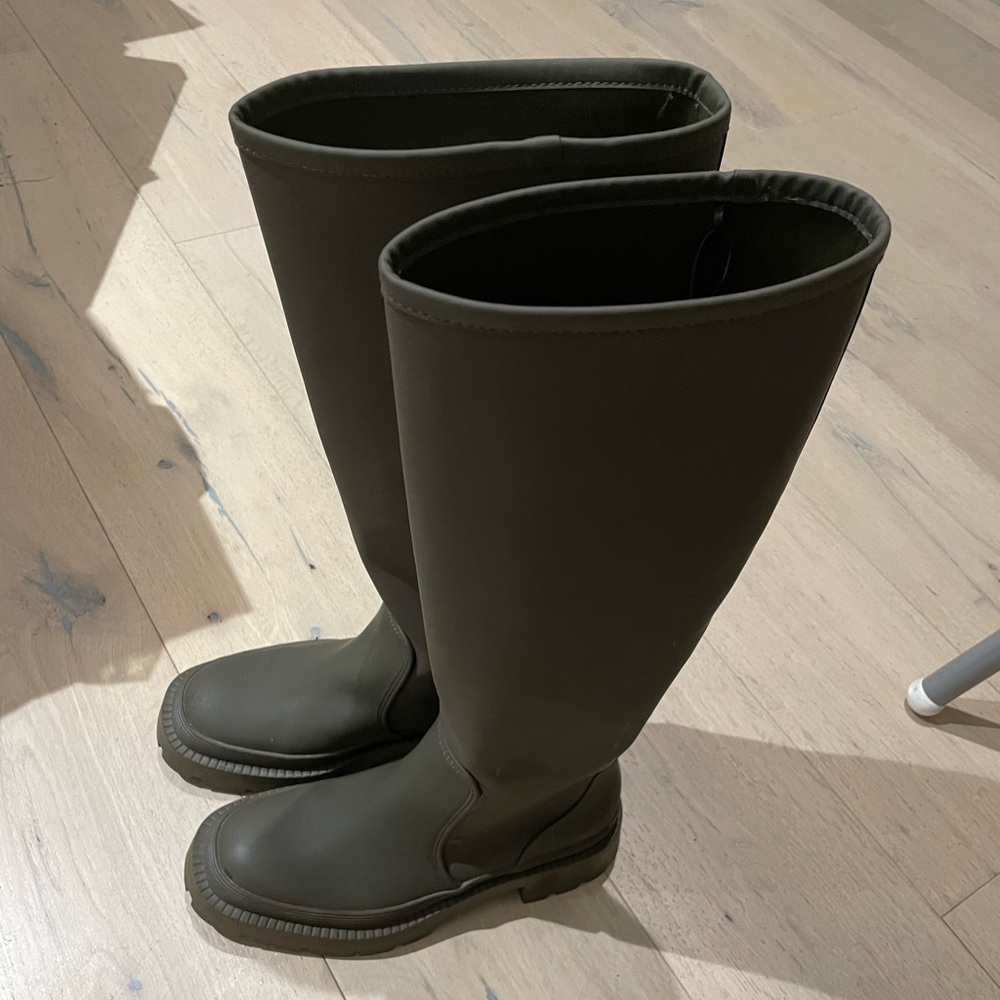 Zara Olive Green Tall Heeled Boots